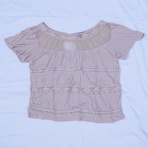 American Eagle feminine short-sleeve blouse
